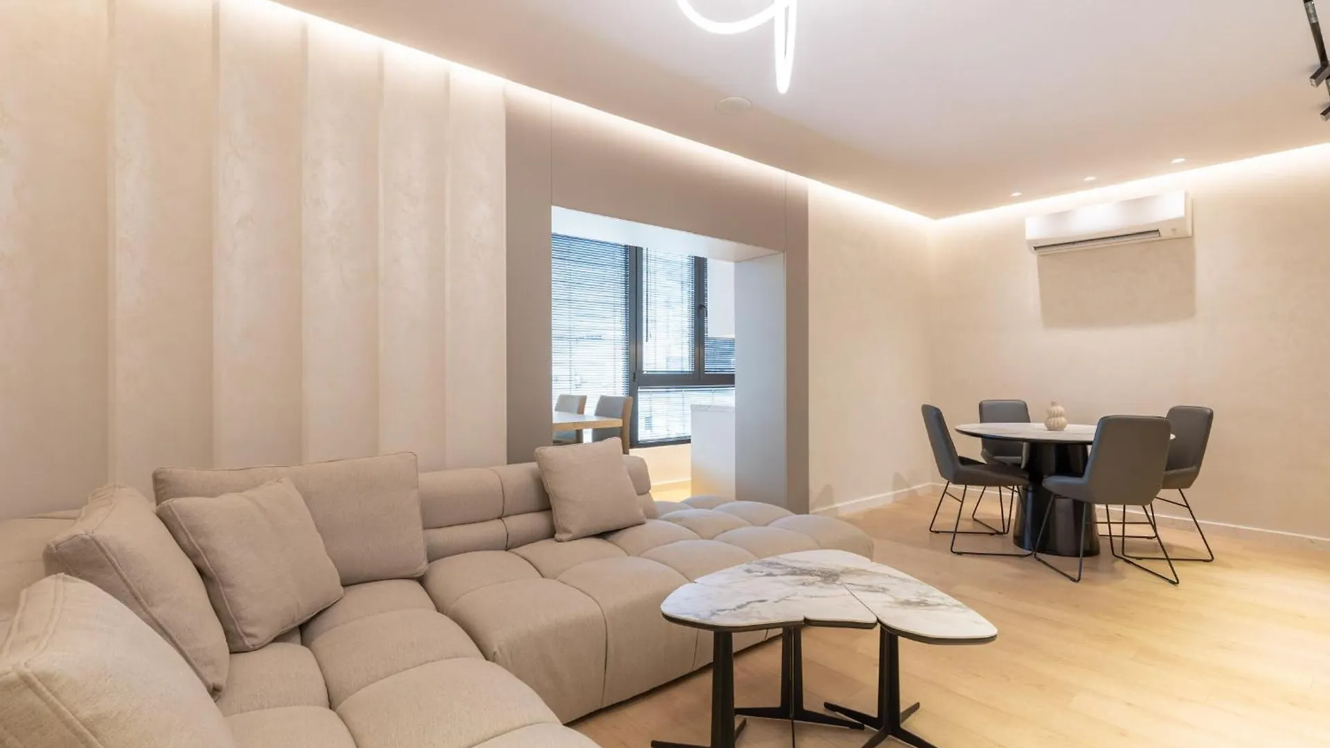 Central Inn, New Bazaar Apartment Tirana