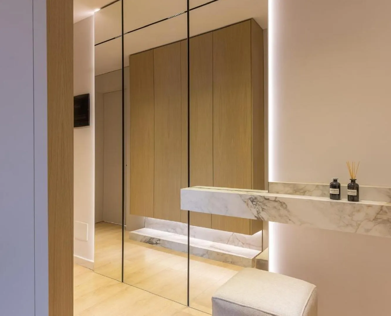 Central Inn, New Bazaar Apartment Tirana