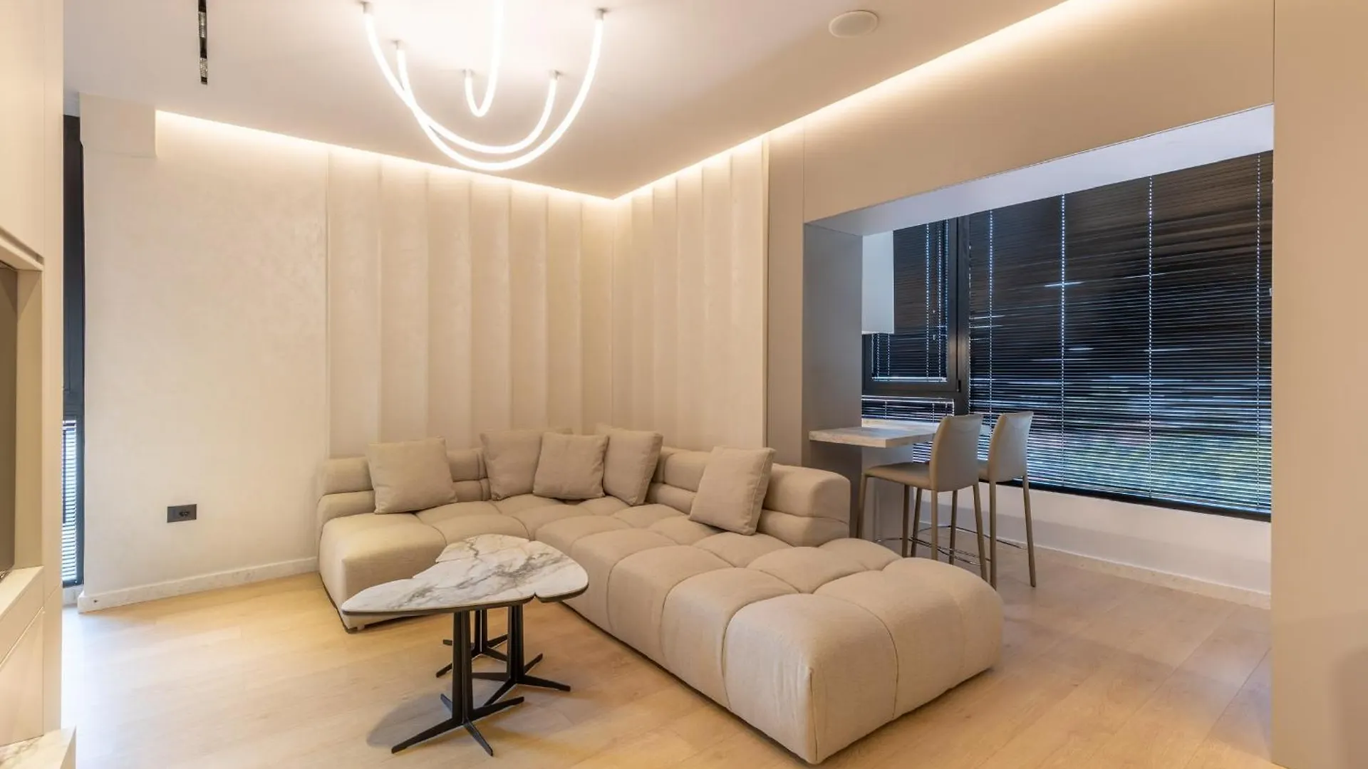 Central Inn, New Bazaar Apartment Tirana